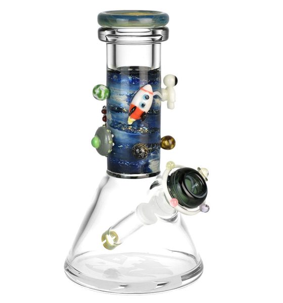 This fantastical water pipe by Empire Glassworks is made of quality borosilicate glass and features detailed figurines depicting a galactic scene